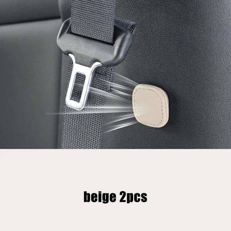 2 stk. magnetisk bilbelteholder Festeklips PU-skinn Beltebegrenser Stopper for sikkerhetsbelteklips Forhindrer fall